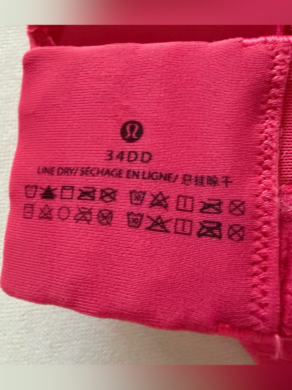 Lululemon Energy High Support Bra - Lip Stick, Hot Pink 34DD - Picture 3 of 4